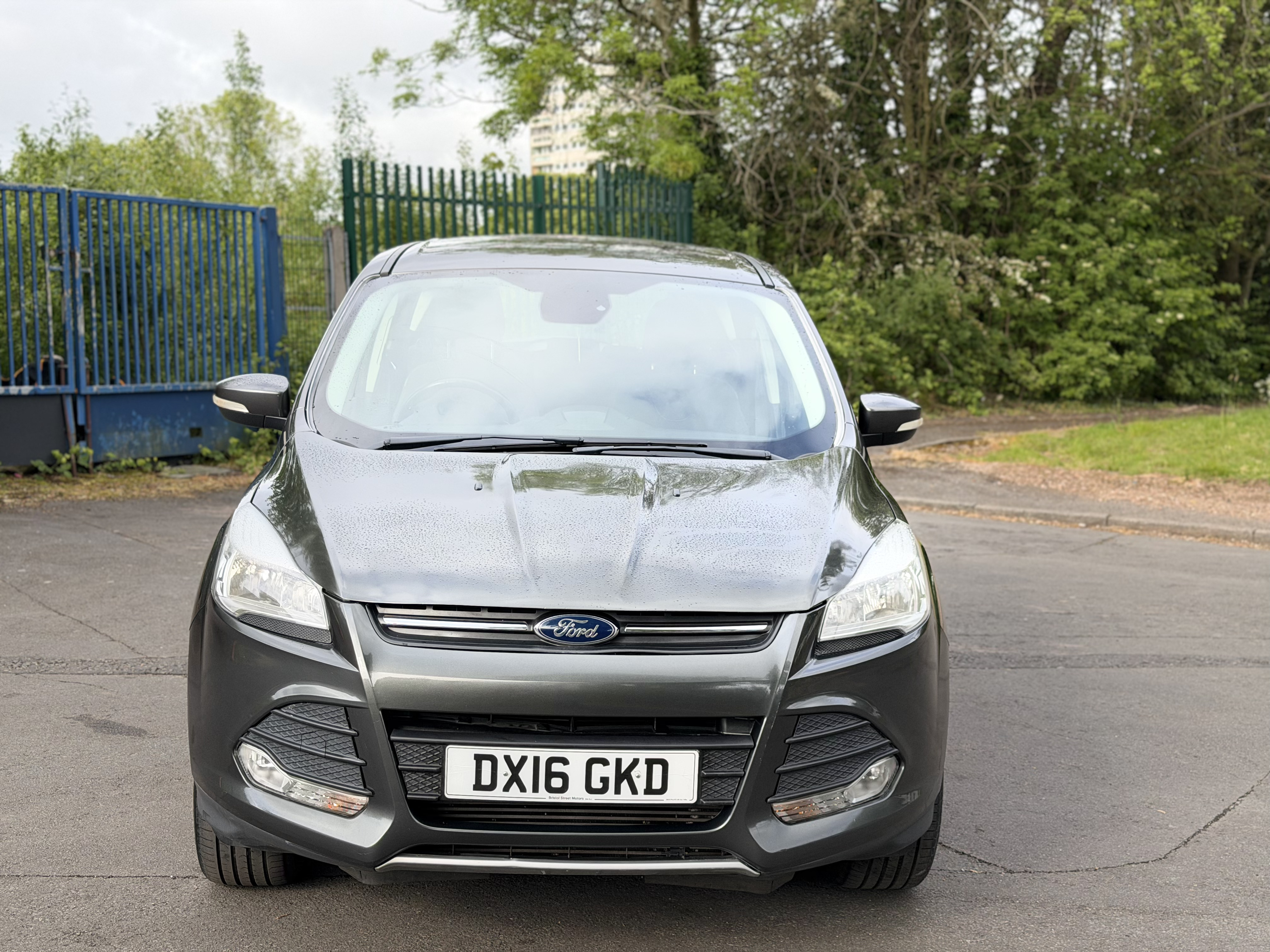 FORD KUGA