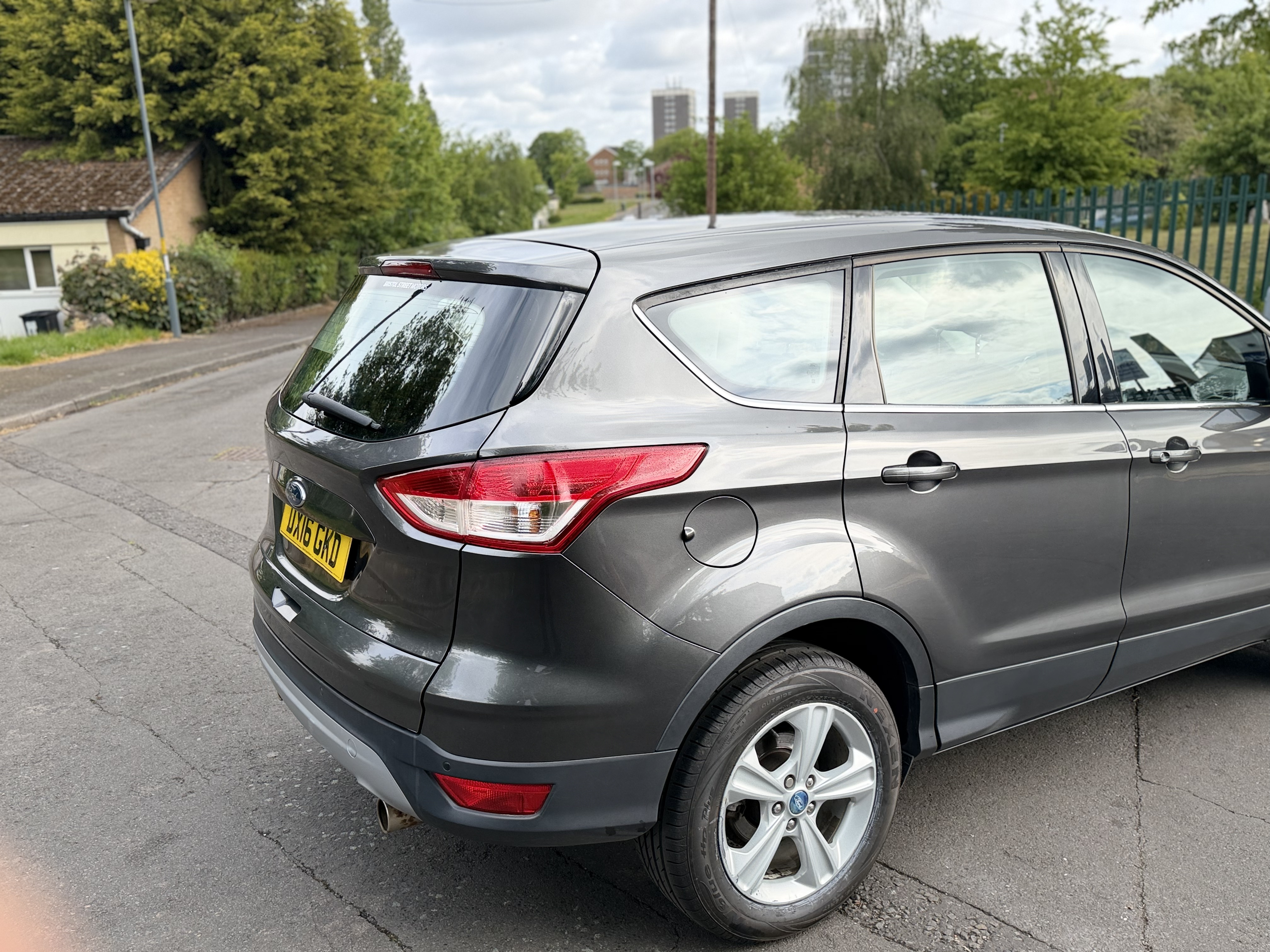 FORD KUGA