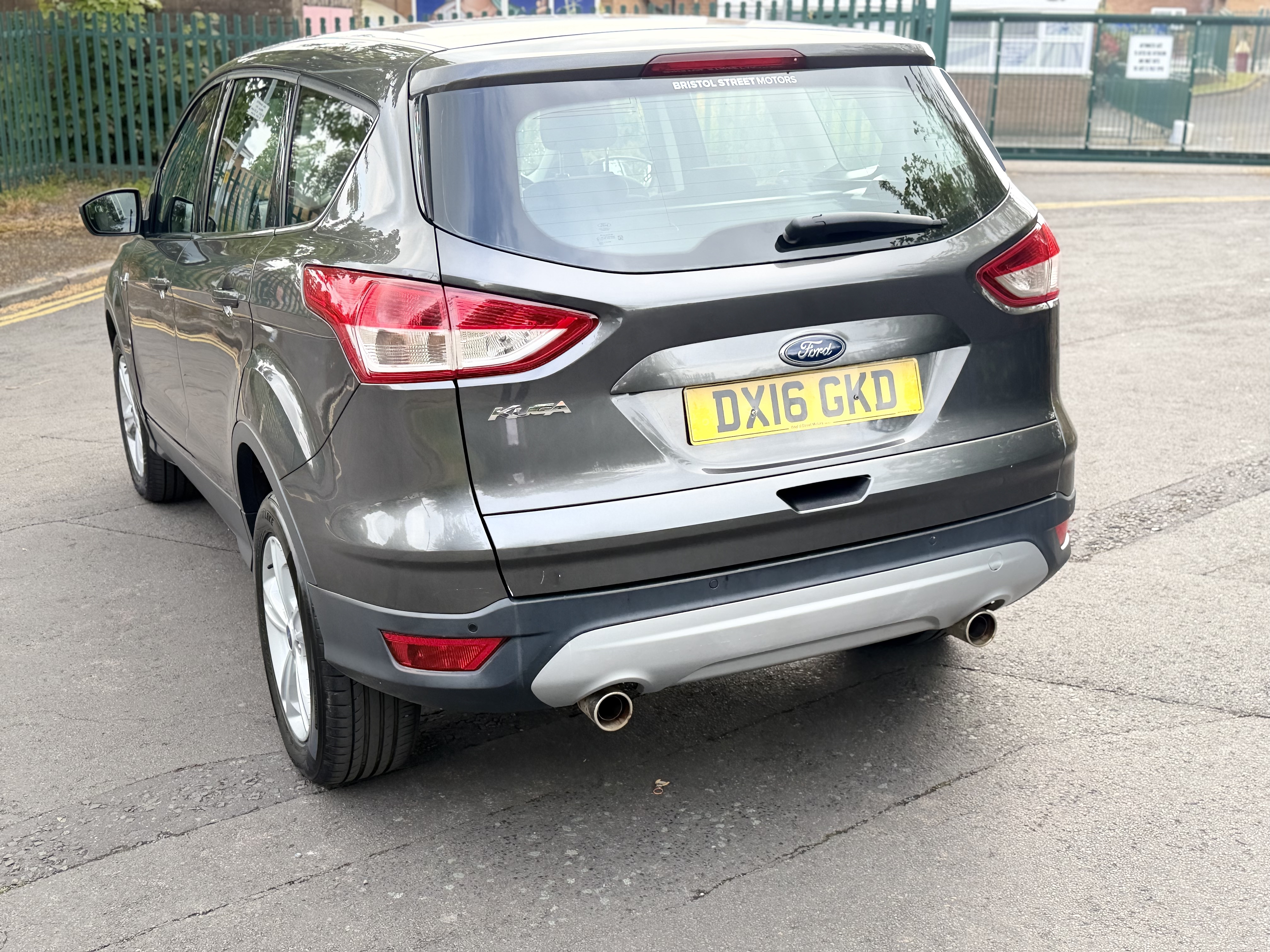 FORD KUGA