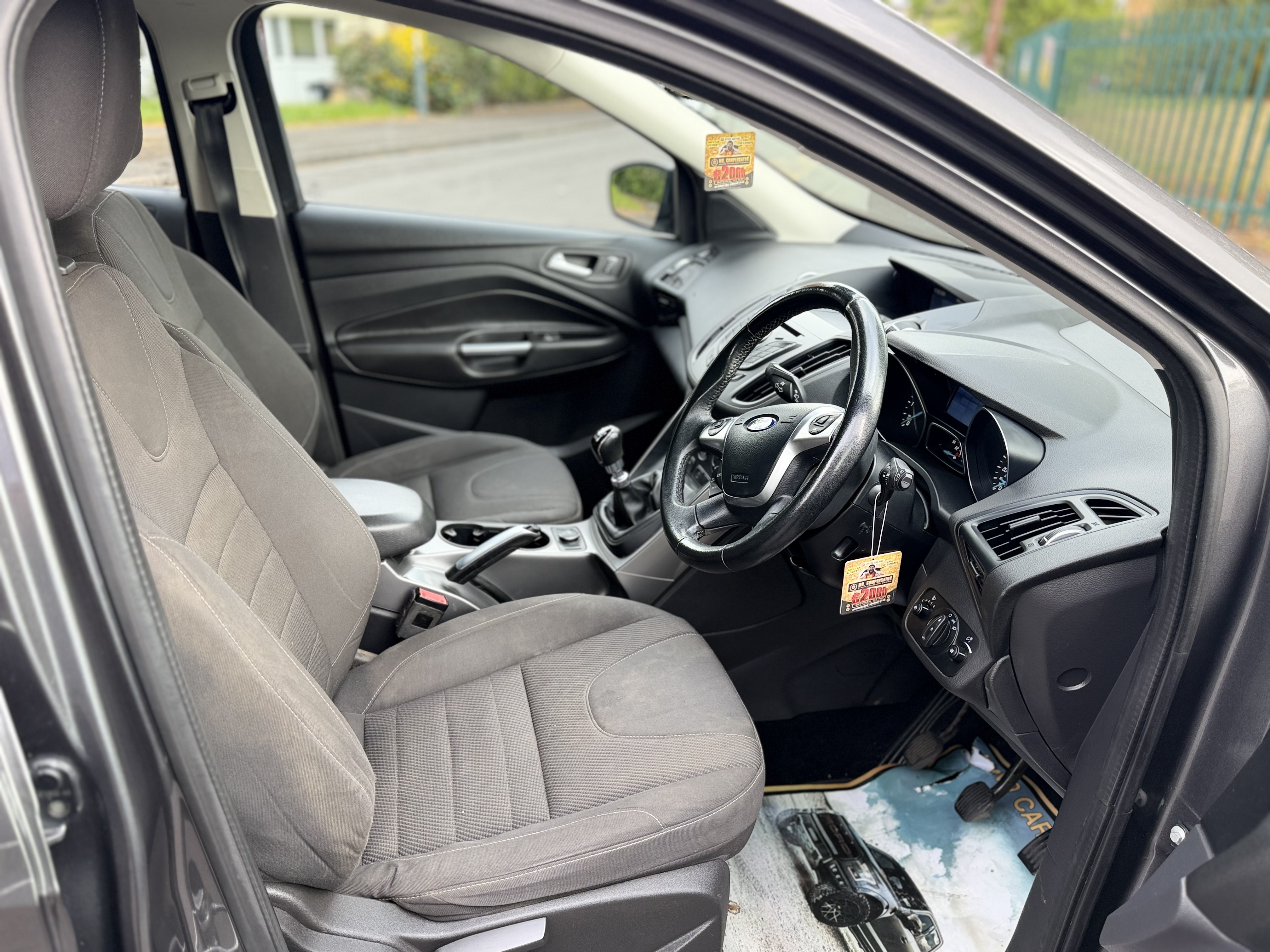 FORD KUGA