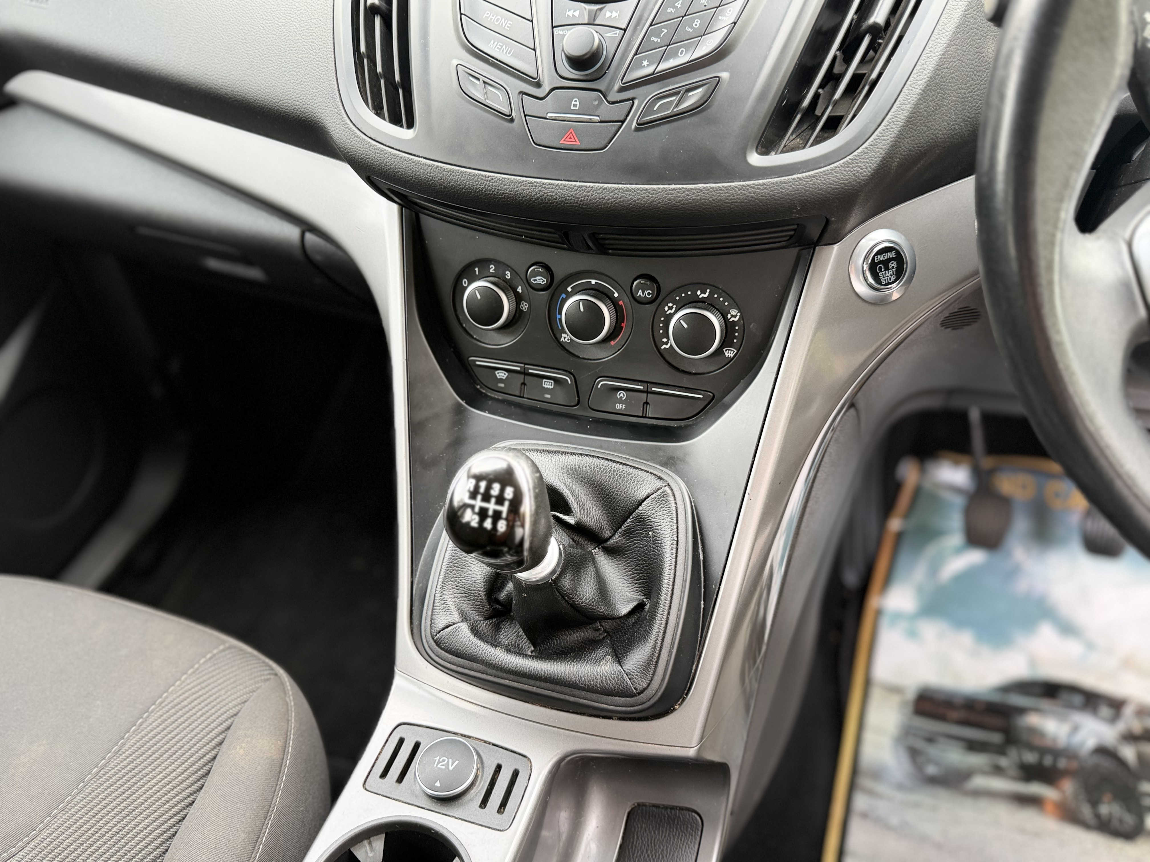 FORD KUGA