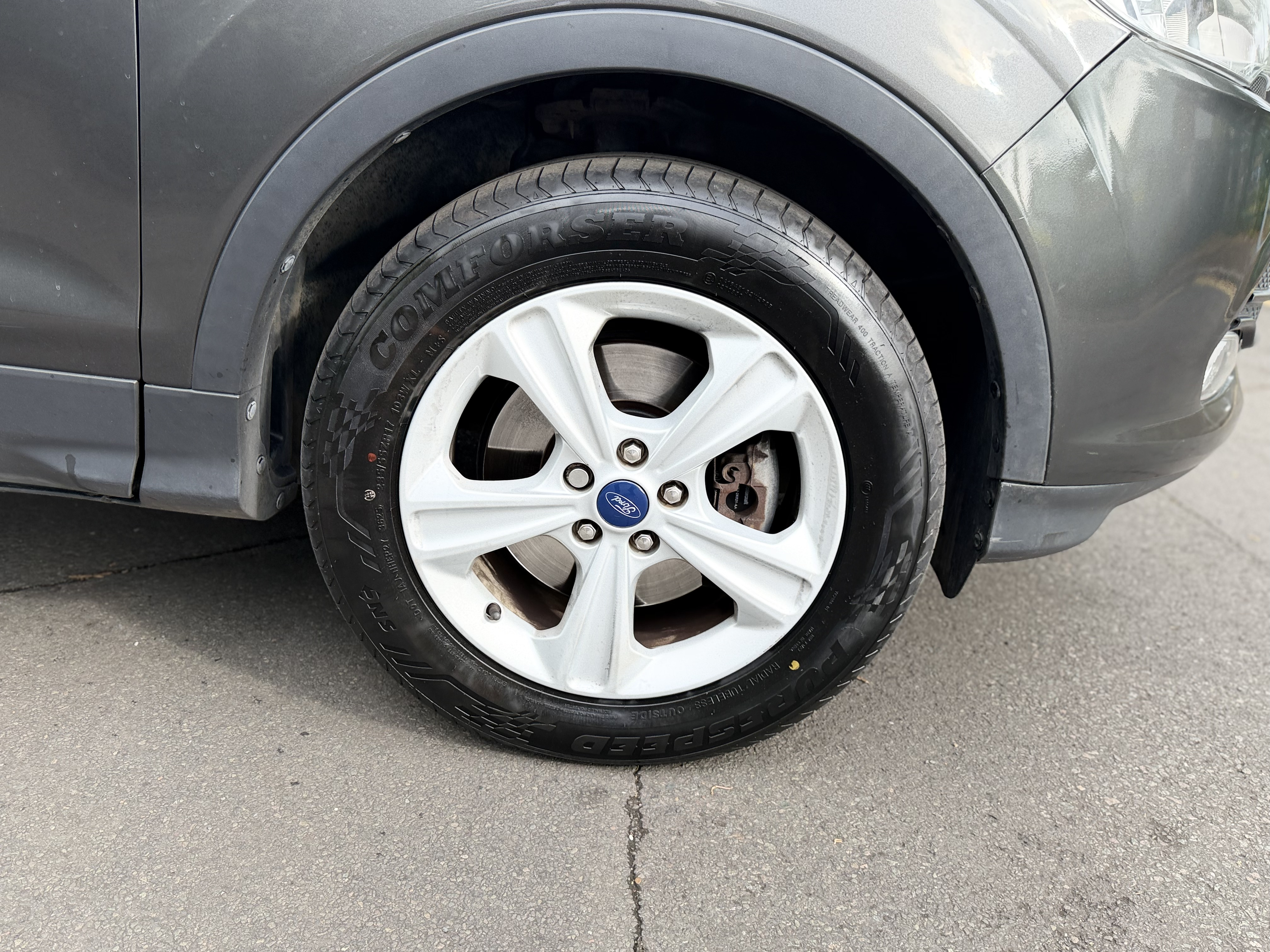 FORD KUGA